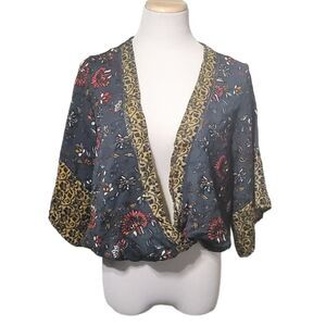 OLM Secret Charm Boutique Floral Surplice V-Neck Top With Banded Bottom - Large